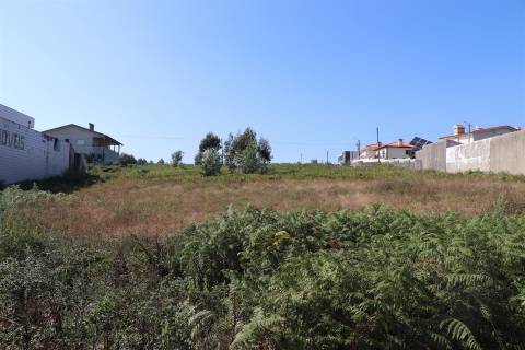 Lote de Terreno  Venda em Lustosa e Barrosas (Santo Estêvão),Lousada