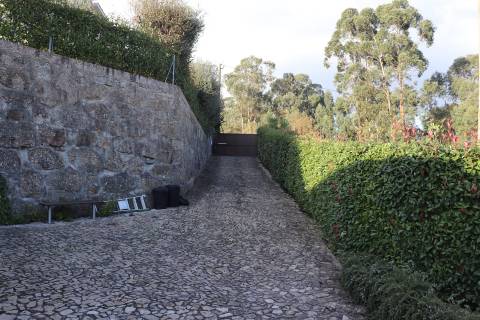 Moradia Isolada T3+2 Venda em Lordelo,Guimarães