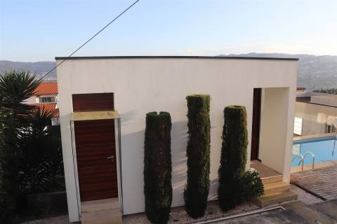 Moradia Isolada T3+2 Venda em Lordelo,Guimarães