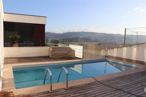 Moradia Isolada T3+2 Venda em Lordelo,Guimarães