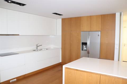 Moradia Isolada T3+2 Venda em Lordelo,Guimarães