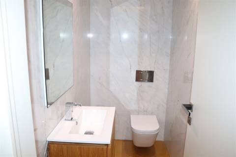 Moradia Isolada T3+2 Venda em Lordelo,Guimarães