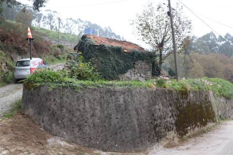 Moradia para Restaurar T2 Venda em Unhão e Lordelo,Felgueiras