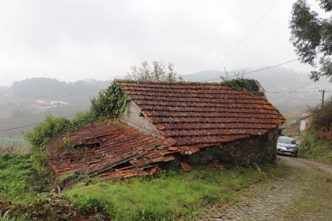 Moradia para Restaurar T2 Venda em Unhão e Lordelo,Felgueiras