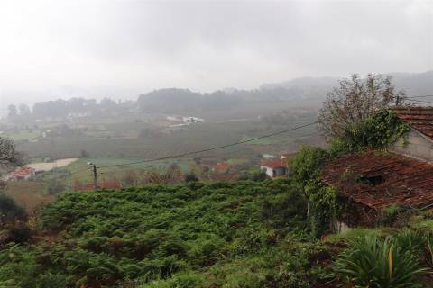 Moradia para Restaurar T2 Venda em Unhão e Lordelo,Felgueiras