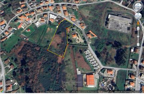 Terreno  Venda em Lustosa e Barrosas (Santo Estêvão),Lousada