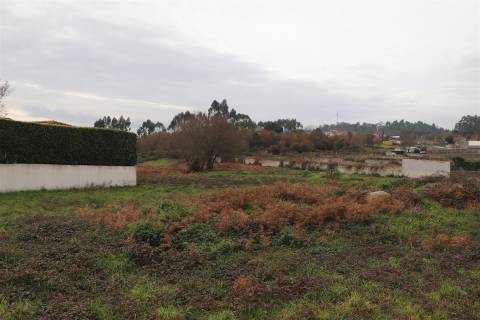 Terreno  Venda em Lustosa e Barrosas (Santo Estêvão),Lousada
