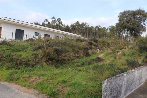 Lote de Terreno  Venda em Lustosa e Barrosas (Santo Estêvão),Lousada