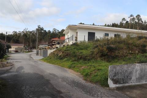Lote de Terreno  Venda em Lustosa e Barrosas (Santo Estêvão),Lousada