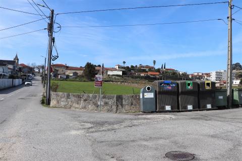 Lote de Terreno  Venda em Raimonda,Paços de Ferreira