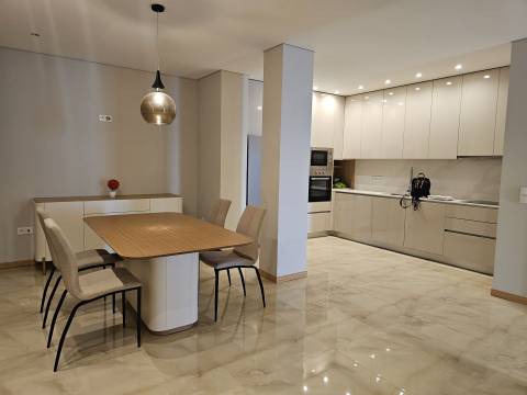 Apartamento T3 Venda em Freamunde,Paços de Ferreira