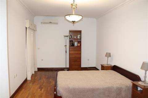 Moradia Isolada T5 Venda em Raimonda,Paços de Ferreira