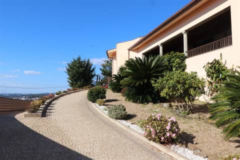 Moradia Isolada T5 Venda em Raimonda,Paços de Ferreira