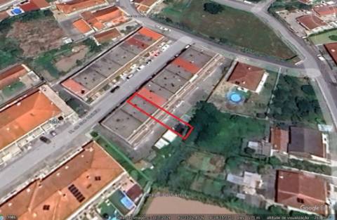 Moradia Geminada T3 Venda em Caldas de Vizela (São Miguel e São João),Vizela