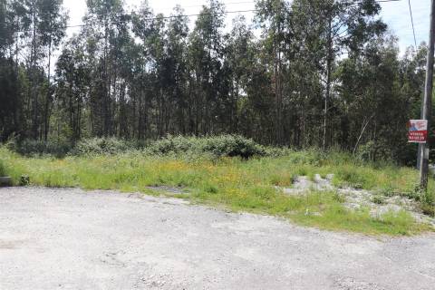 Lote de Terreno  Venda em Lustosa e Barrosas (Santo Estêvão),Lousada