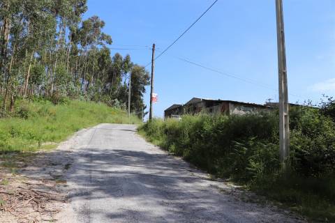 Lote de Terreno  Venda em Lustosa e Barrosas (Santo Estêvão),Lousada