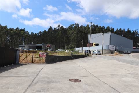 Lote de Terreno  Venda em Lustosa e Barrosas (Santo Estêvão),Lousada