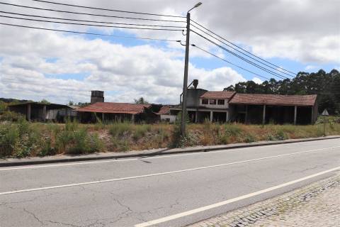 Armazém  Venda em Lustosa e Barrosas (Santo Estêvão),Lousada