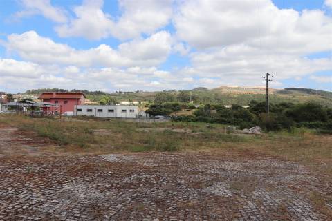 Armazém  Venda em Lustosa e Barrosas (Santo Estêvão),Lousada