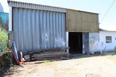 Armazém  Arrendamento em Raimonda,Paços de Ferreira