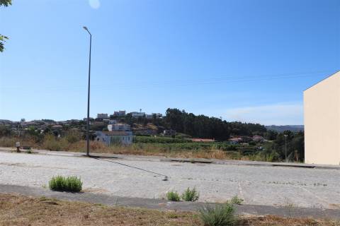 Lote de Terreno  Venda em Cristelos, Boim e Ordem,Lousada