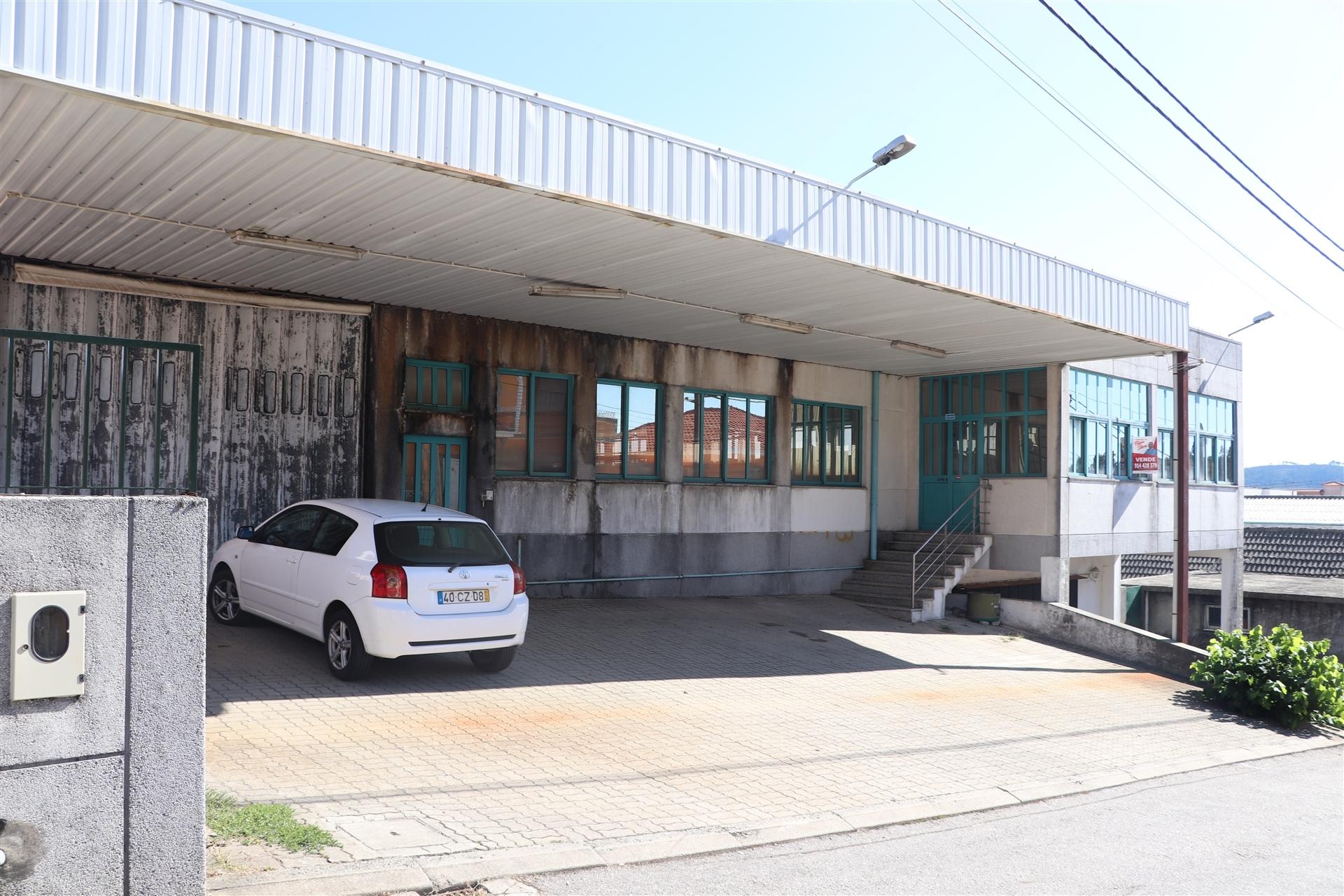 Armazém  Venda em Lustosa e Barrosas (Santo Estêvão),Lousada