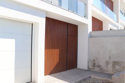 Moradia Geminada T3 Venda em Lustosa e Barrosas (Santo Estêvão),Lousada