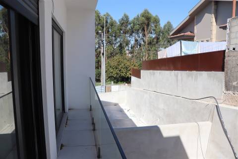 Moradia Geminada T3 Venda em Lustosa e Barrosas (Santo Estêvão),Lousada