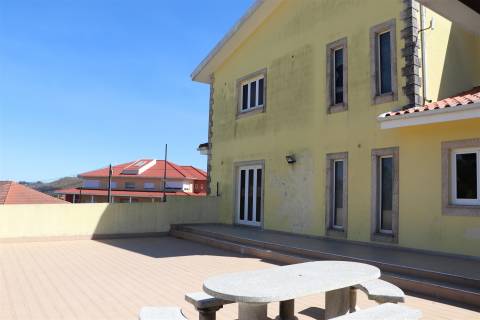 Moradia Isolada T4 Venda em Lustosa e Barrosas (Santo Estêvão),Lousada