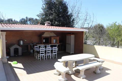 Moradia Isolada T4 Venda em Lustosa e Barrosas (Santo Estêvão),Lousada