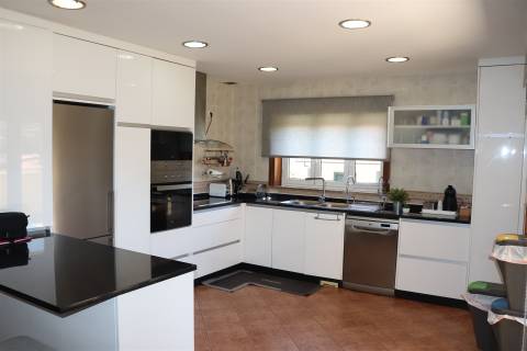 Moradia Isolada T4 Venda em Lustosa e Barrosas (Santo Estêvão),Lousada