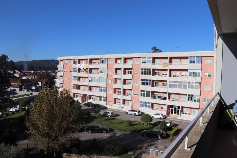 Apartamento T2 Venda em Carvalhosa,Paços de Ferreira