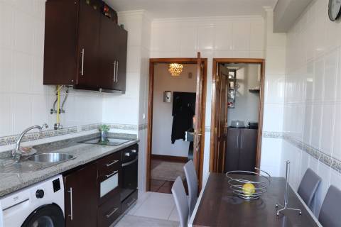 Apartamento T2 Venda em Carvalhosa,Paços de Ferreira