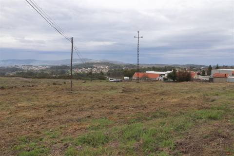 Lote de Terreno  Venda em Lustosa e Barrosas (Santo Estêvão),Lousada