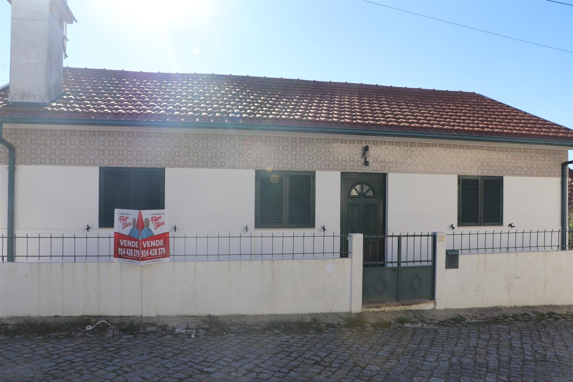 Moradia Isolada T3 Venda em Lustosa e Barrosas (Santo Estêvão),Lousada