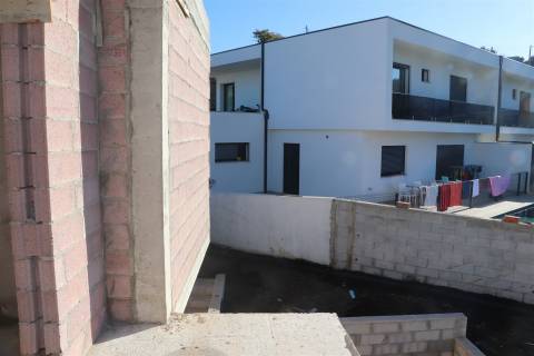 Moradia Geminada T2 Venda em Revinhade,Felgueiras