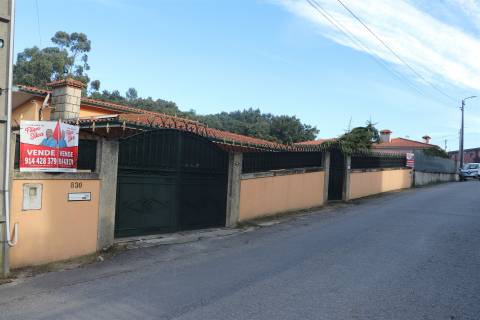 Moradia Isolada T3+2 Venda em Santo Tirso, Couto (Santa Cristina e São Miguel) e Burgães,Santo Tirso