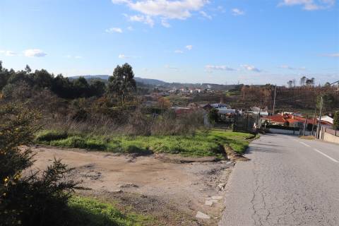 Lote de Terreno  Venda em Lustosa e Barrosas (Santo Estêvão),Lousada