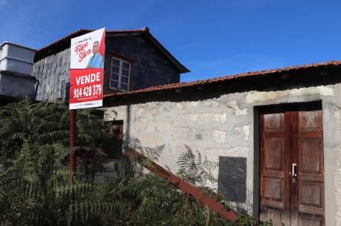 Moradia Isolada T2 Venda em Rebordões,Santo Tirso