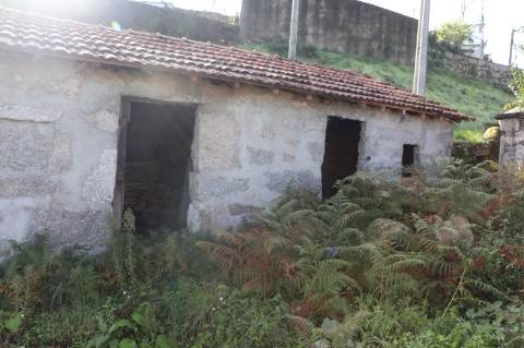 Moradia Isolada T2 Venda em Rebordões,Santo Tirso