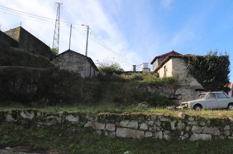 Moradia Isolada T2 Venda em Rebordões,Santo Tirso