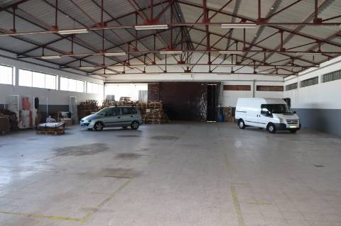 Fábrica/Indústria  Venda em Lustosa e Barrosas (Santo Estêvão),Lousada