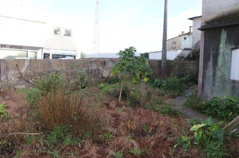 Moradia Isolada T3+3 Venda em Campo (São Martinho), São Salvador do Campo e Negrelos (São Mamede),Santo Tirso