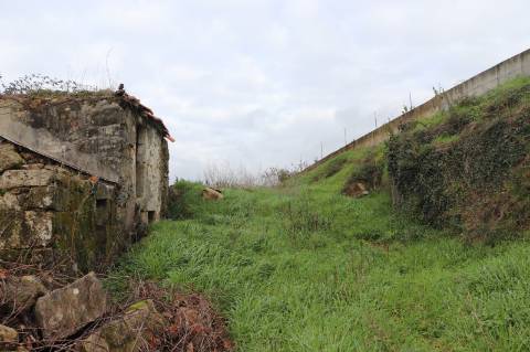 Moradia para Restaurar T2 Venda em Lustosa e Barrosas (Santo Estêvão),Lousada