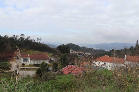 Moradia para Restaurar T2 Venda em Lustosa e Barrosas (Santo Estêvão),Lousada