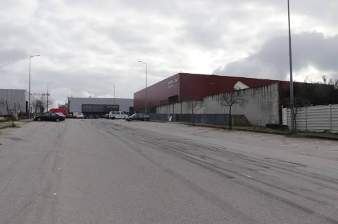 Fábrica/Indústria  Venda em Lustosa e Barrosas (Santo Estêvão),Lousada