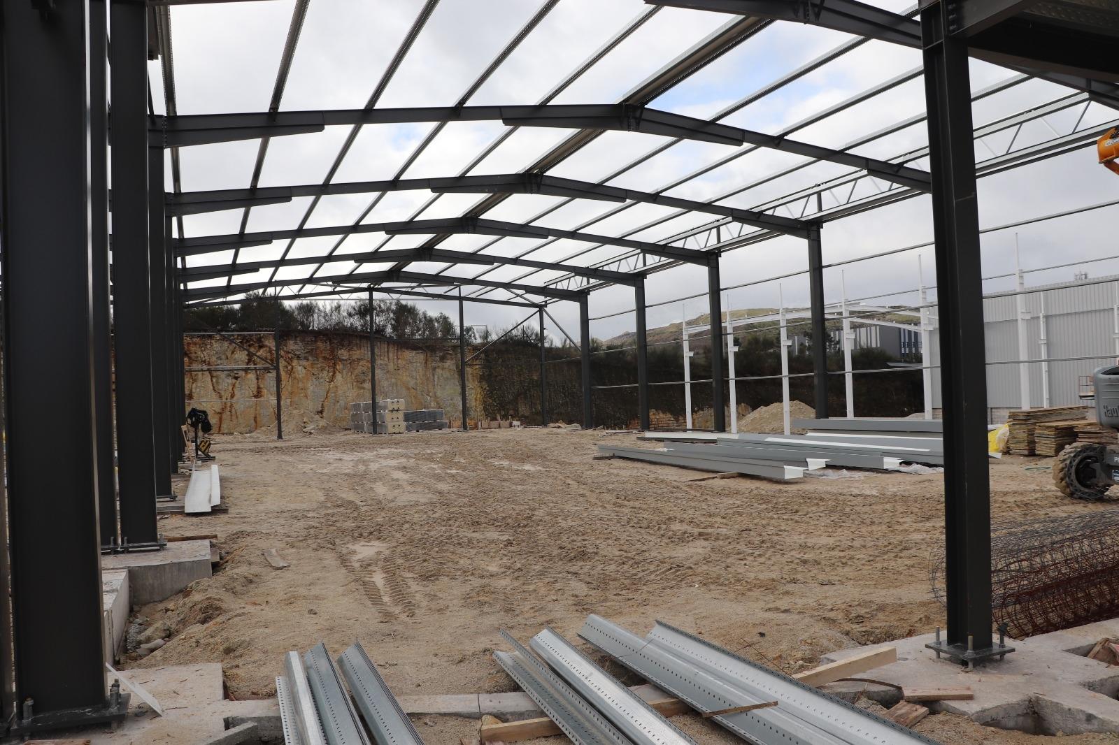 Fábrica/Indústria  Venda em Lustosa e Barrosas (Santo Estêvão),Lousada