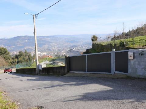 Lote de Terreno  Venda em Lustosa e Barrosas (Santo Estêvão),Lousada
