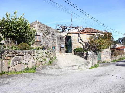 Moradia T3 Venda em Lustosa e Barrosas (Santo Estêvão),Lousada