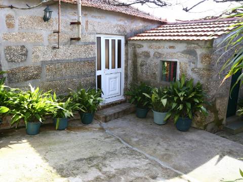 Moradia T3 Venda em Lustosa e Barrosas (Santo Estêvão),Lousada